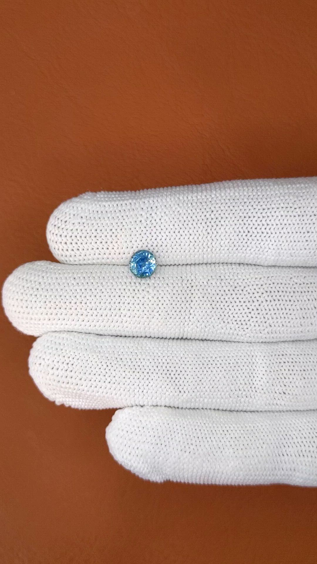 1.00 Ct. Greenish Blue Sapphire from Ceylon (Sri Lanka) Size Video
