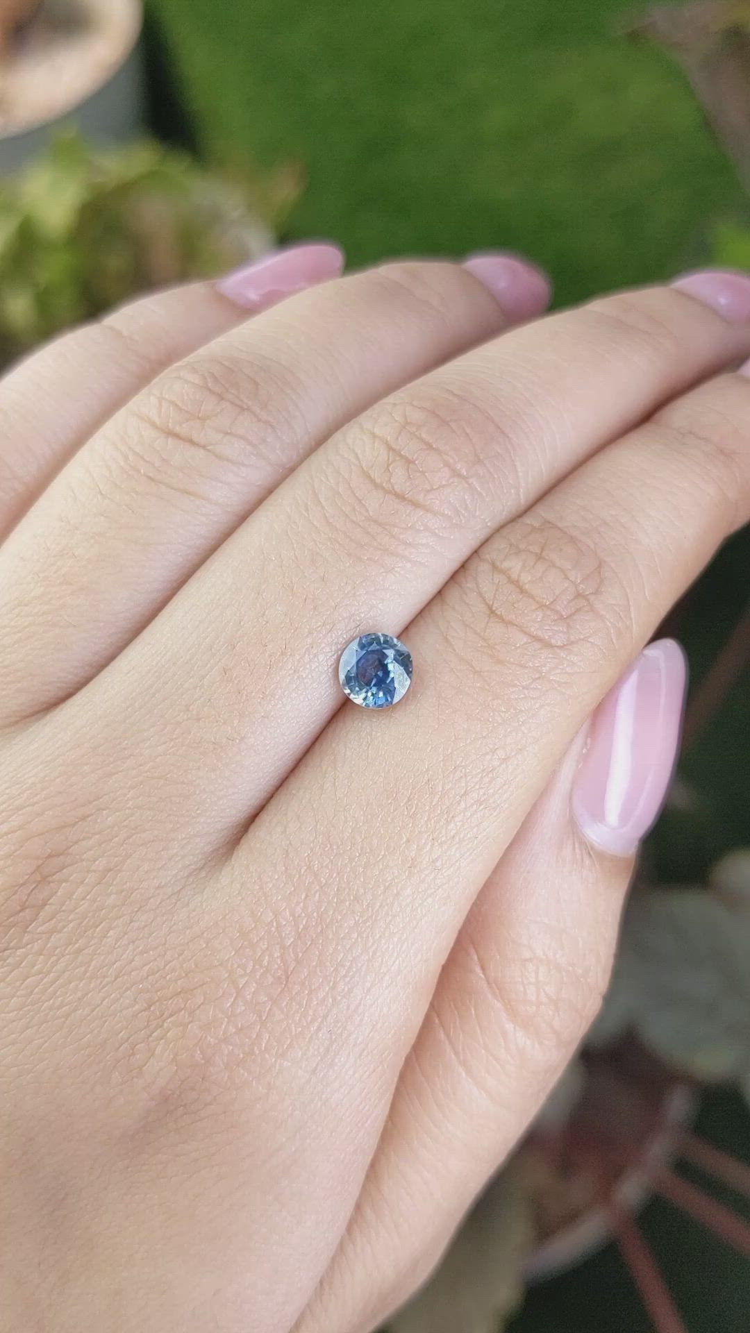 1.00 Ct. Greenish Blue Sapphire from Ceylon (Sri Lanka) Size Video
