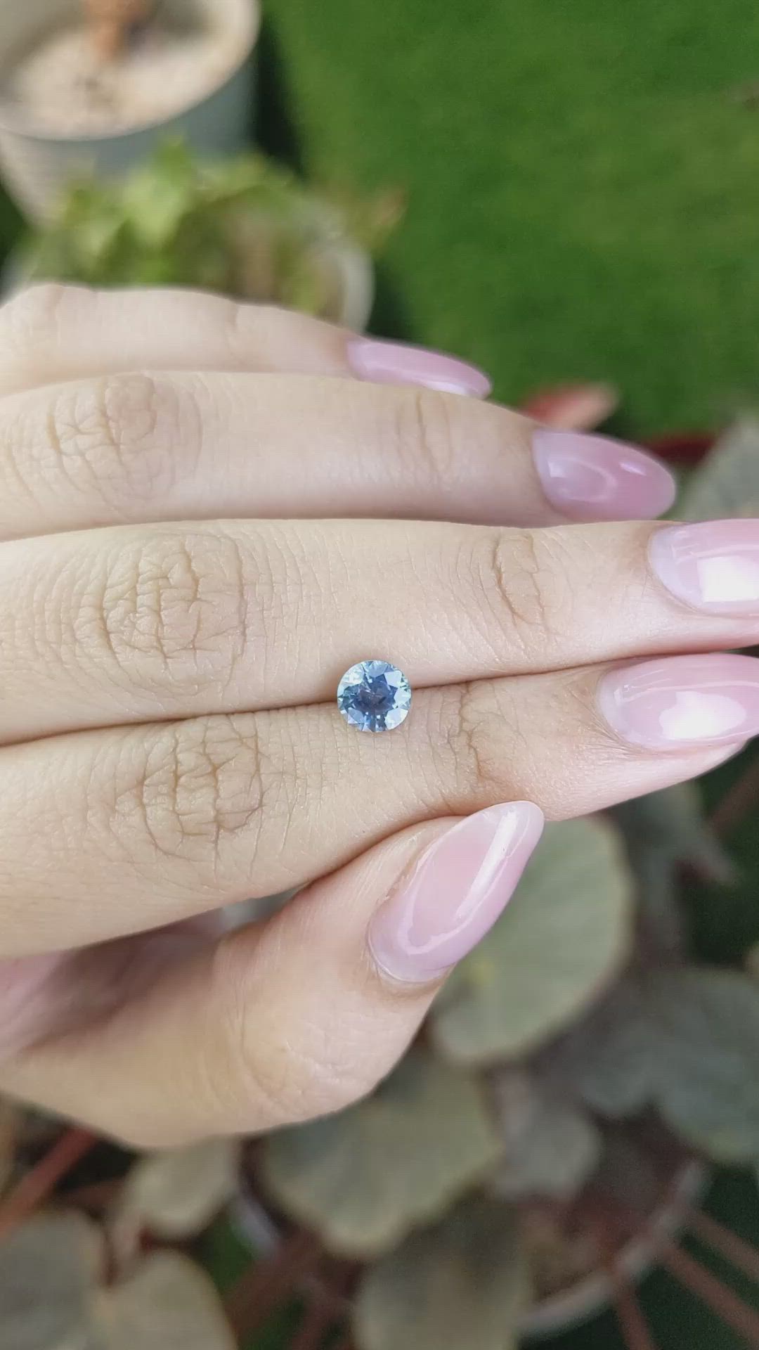 1.00 Ct. Greenish Blue Sapphire from Ceylon (Sri Lanka) Size Video