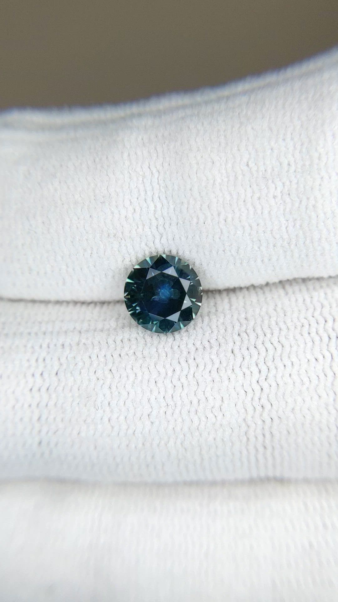 1.54 Ct. Bluish Green Sapphire from Montana Size Video