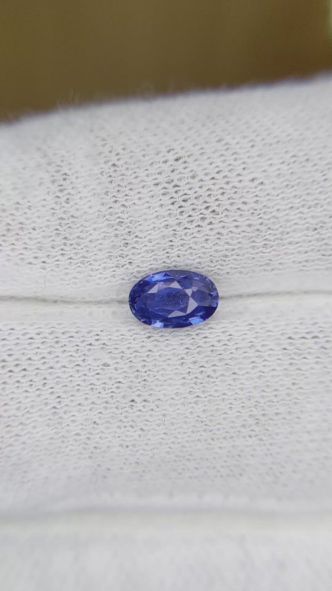 1.10 Ct. Blue Sapphire from Ceylon (Sri Lanka) Size Video