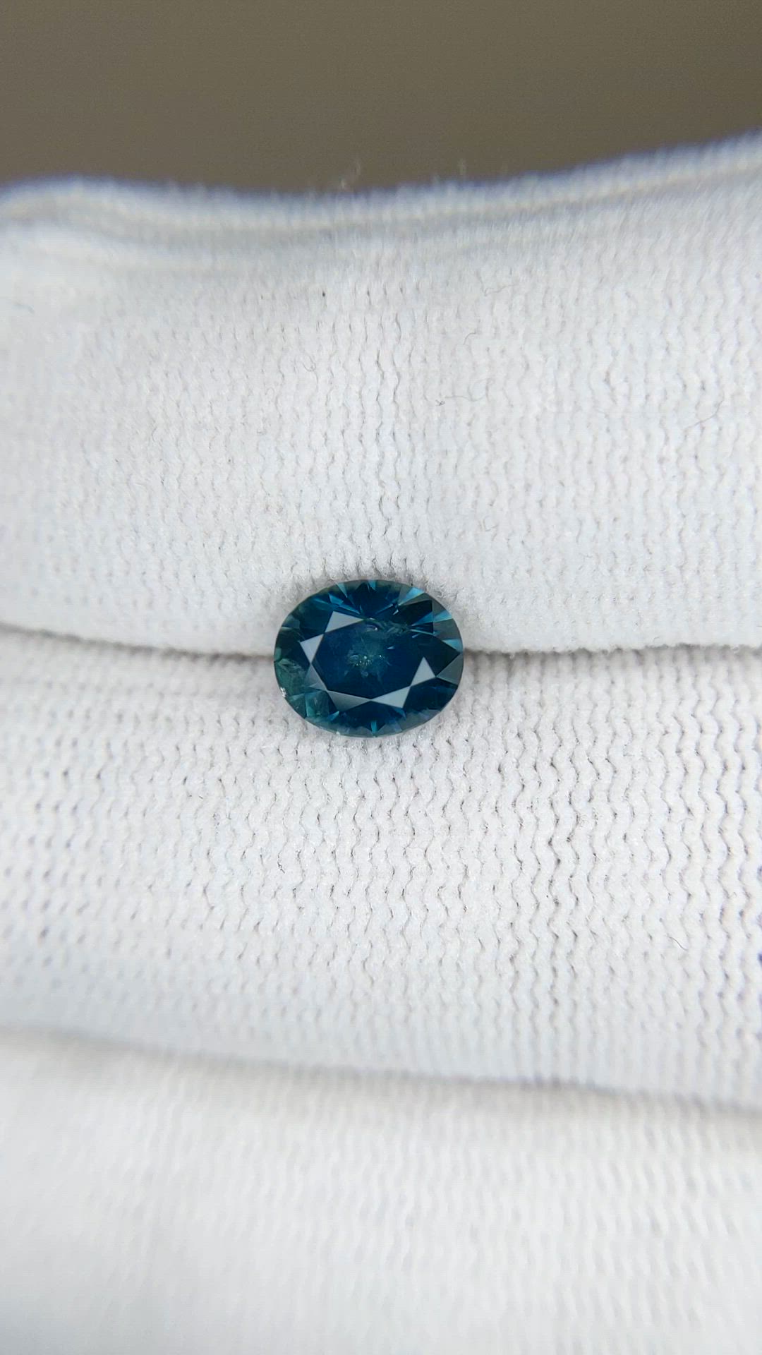 1.48 Ct. Greenish Blue Sapphire from Montana Size Video