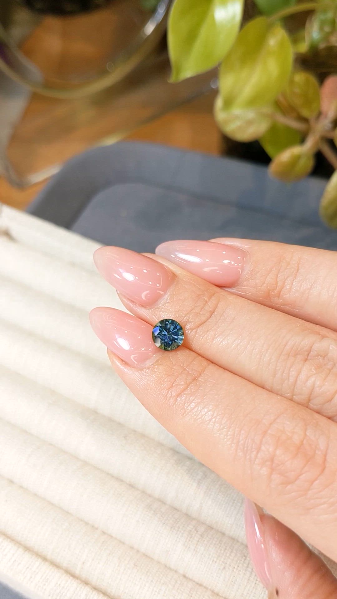 1.21 Ct. Bluish Green Sapphire from Montana Size Video