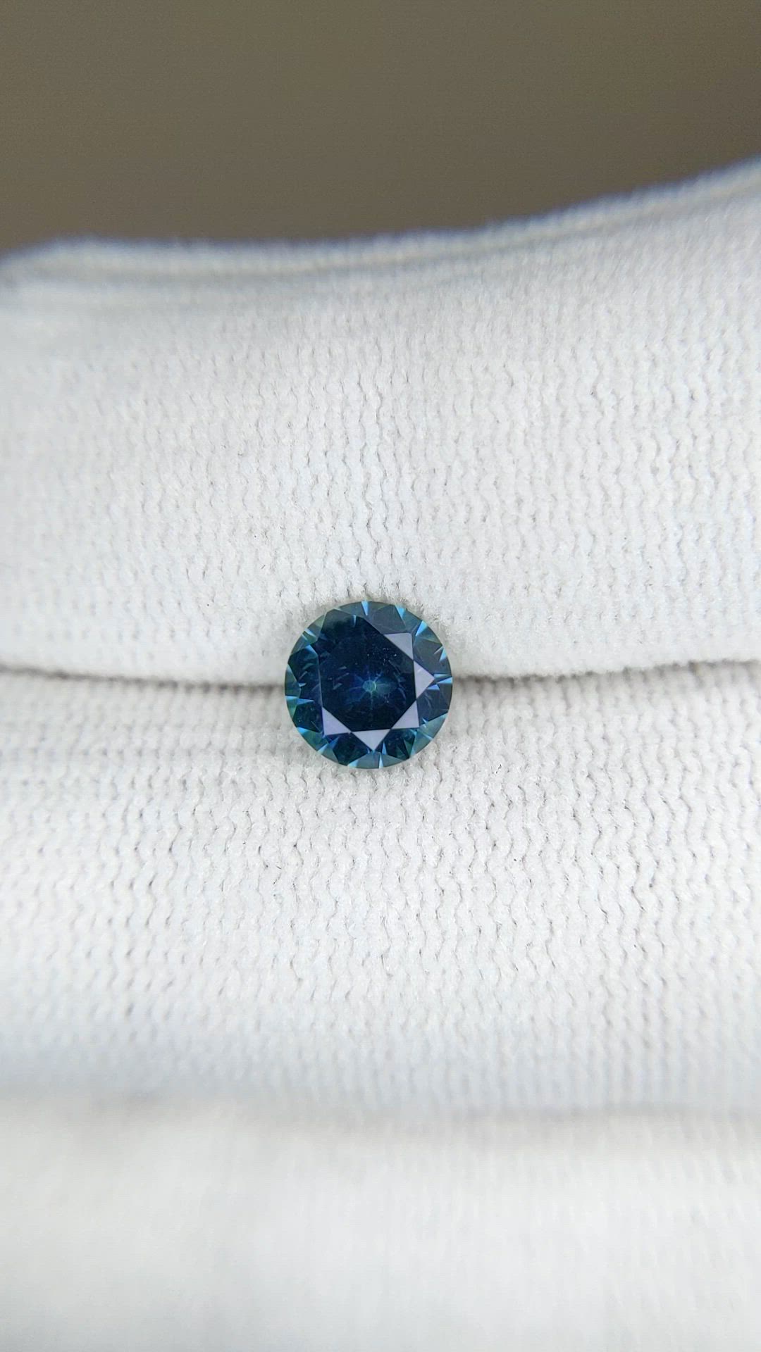 1.21 Ct. Bluish Green Sapphire from Montana Size Video