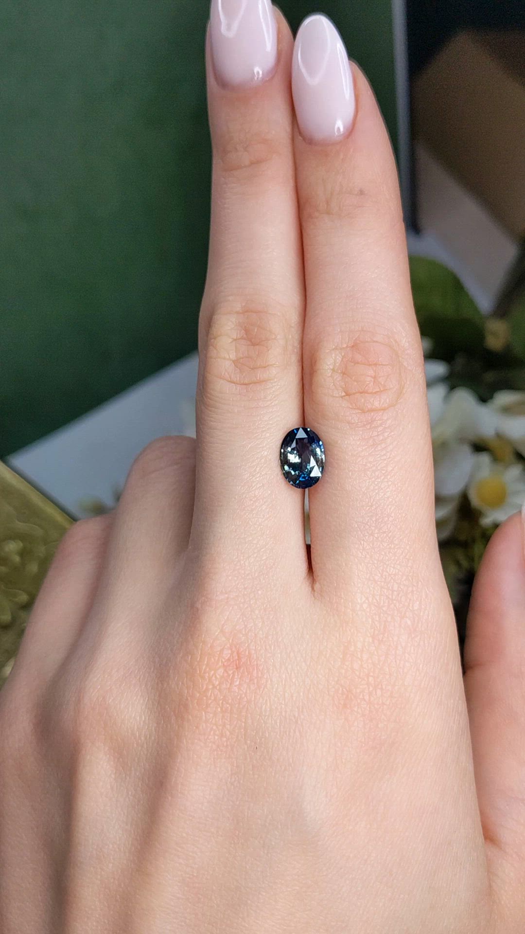 2.07 Ct. Bi Color / Parti Sapphire from Ceylon (Sri Lanka) Size Video