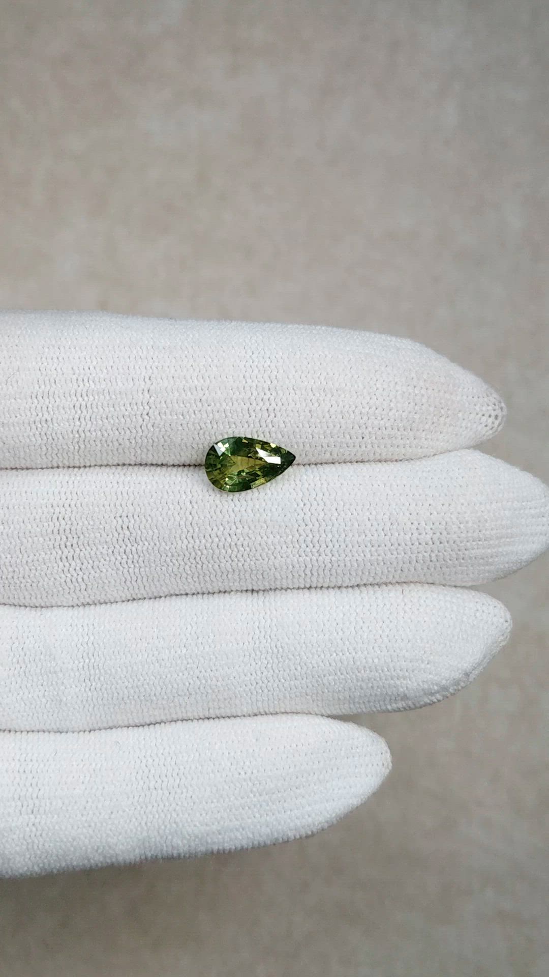 1.83 Ct. Bi Color / Parti Sapphire from Madagascar Size Video