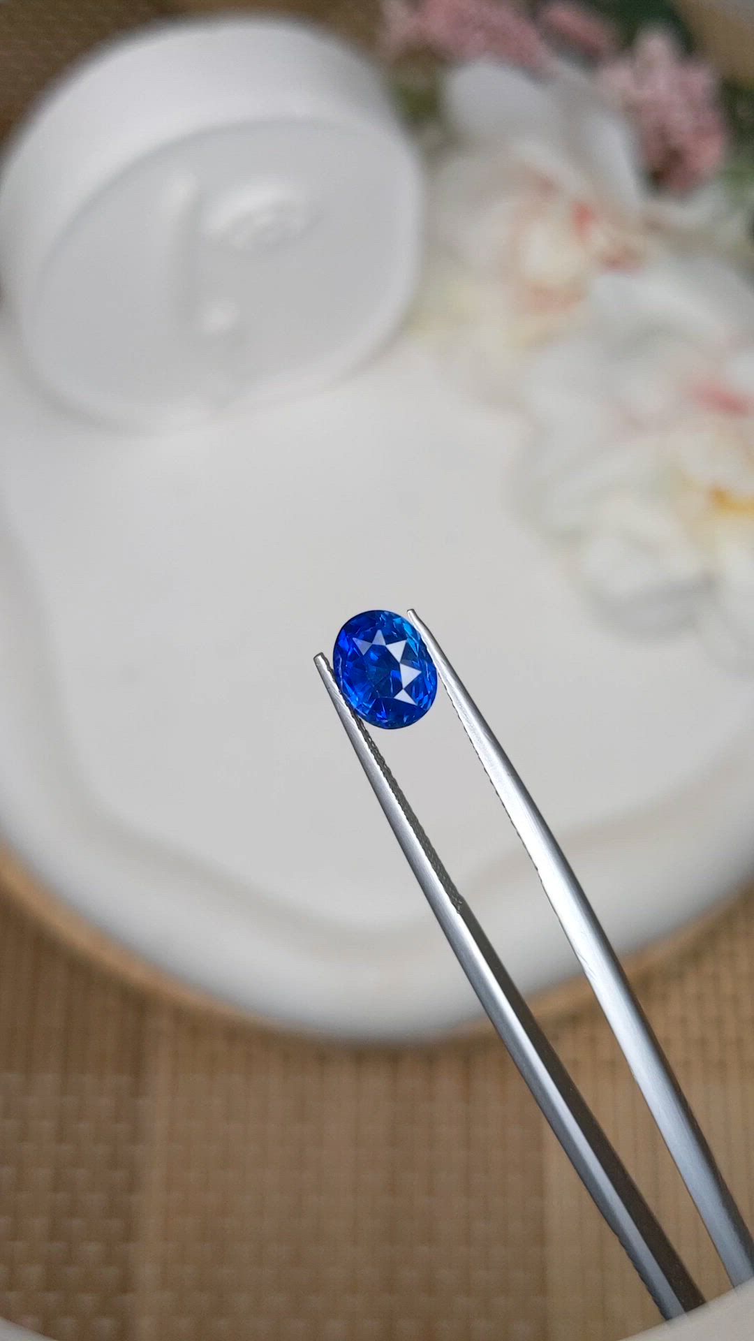 2.51 Ct. Blue Sapphire from Ceylon (Sri Lanka) Size Video