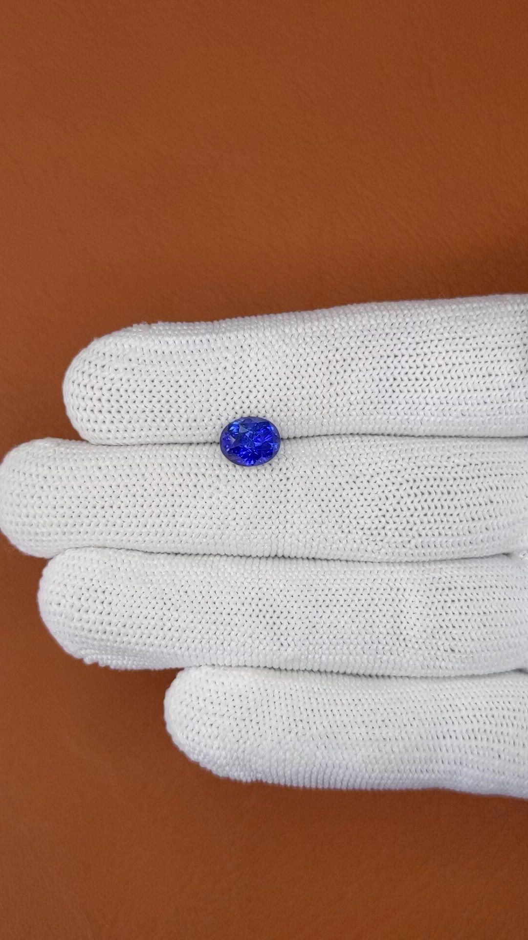 2.51 Ct. Blue Sapphire from Ceylon (Sri Lanka) Size Video