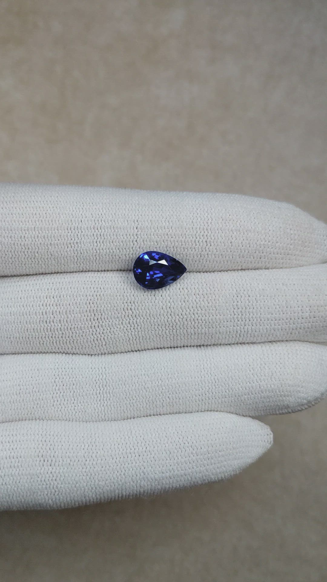3.56 Ct. Blue Sapphire from Ceylon (Sri Lanka) Size Video