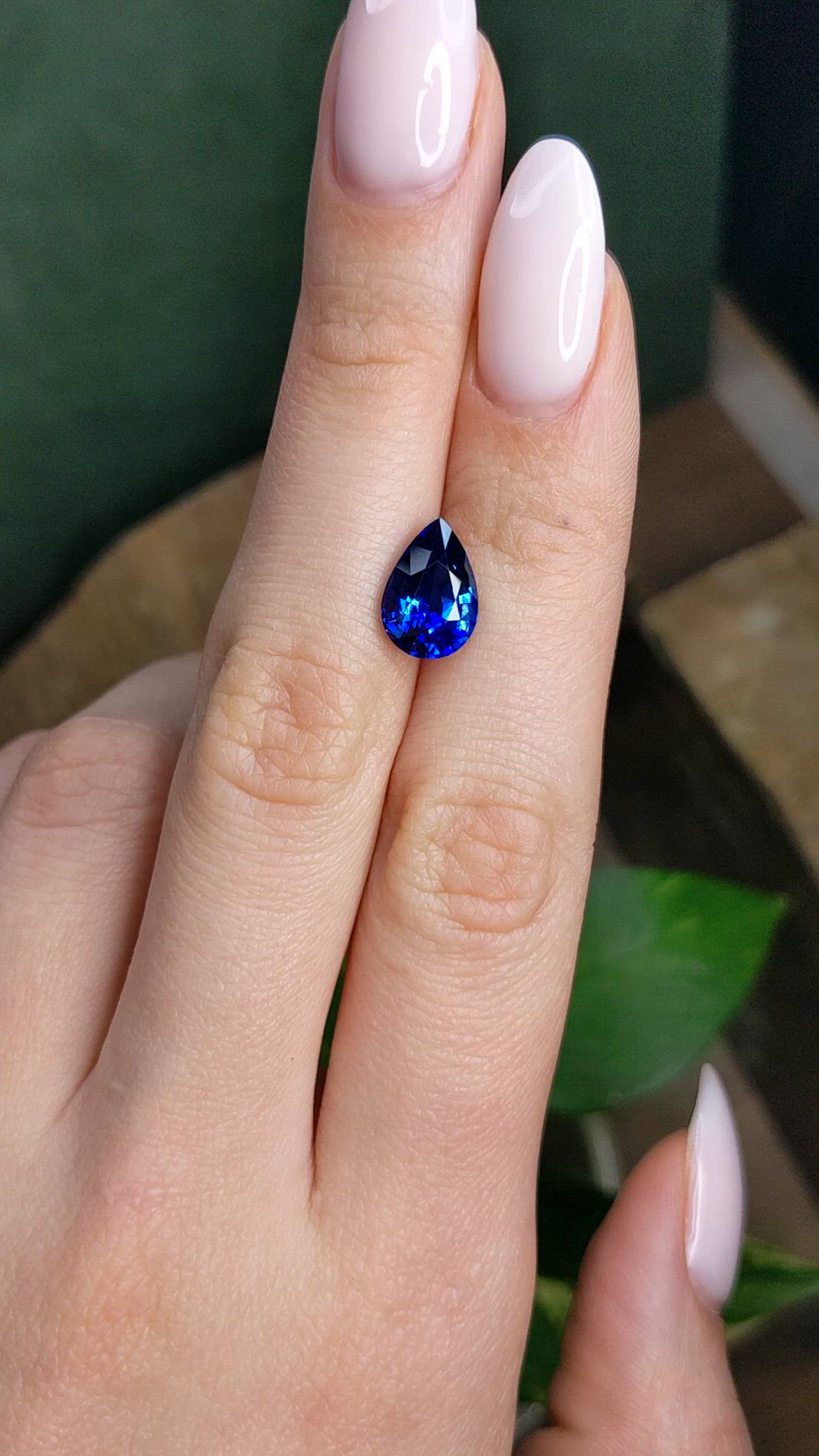 3.56 Ct. Blue Sapphire from Ceylon (Sri Lanka) Size Video
