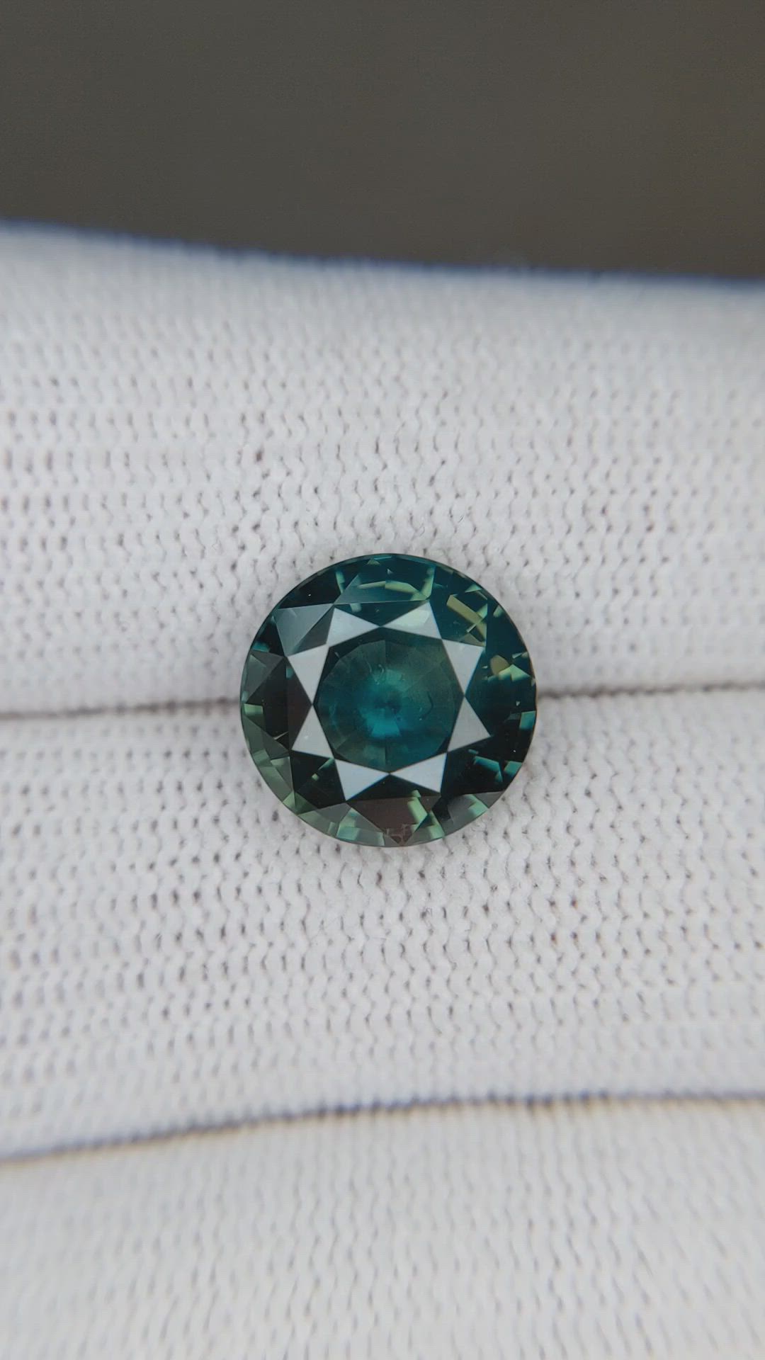 6.99 Ct. Bluish Green Sapphire Size Video