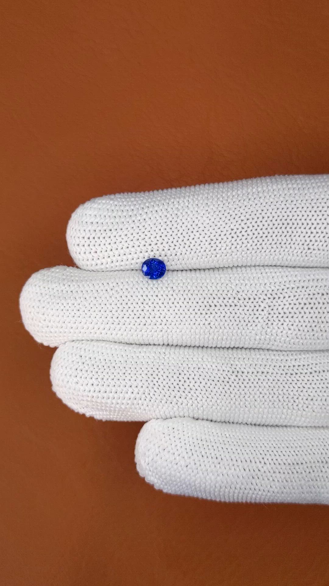 0.50 Ct. Blue Sapphire from Ceylon (Sri Lanka) Size Video