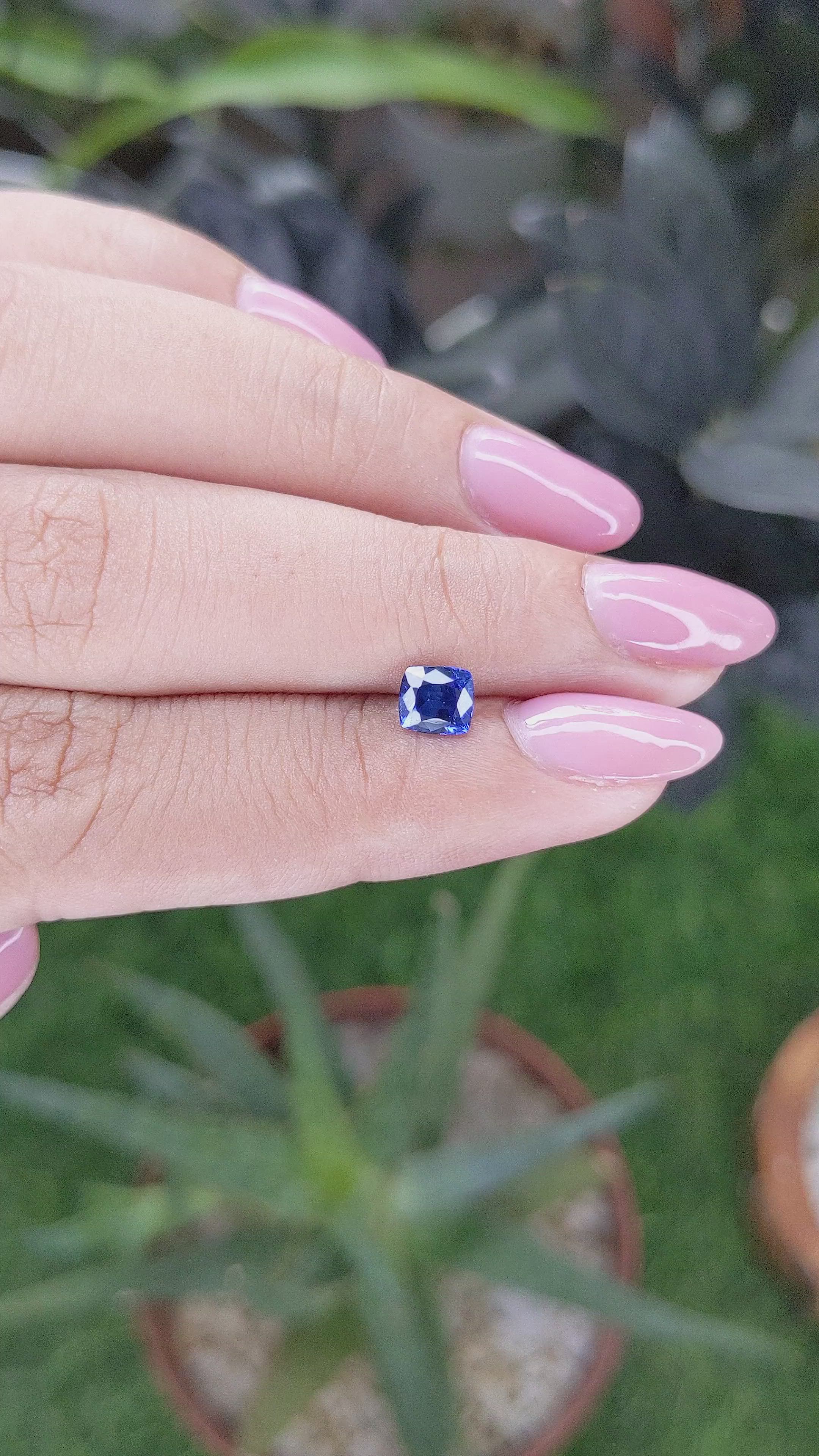 0.82 Ct. Blue Sapphire from Ceylon (Sri Lanka) Size Video