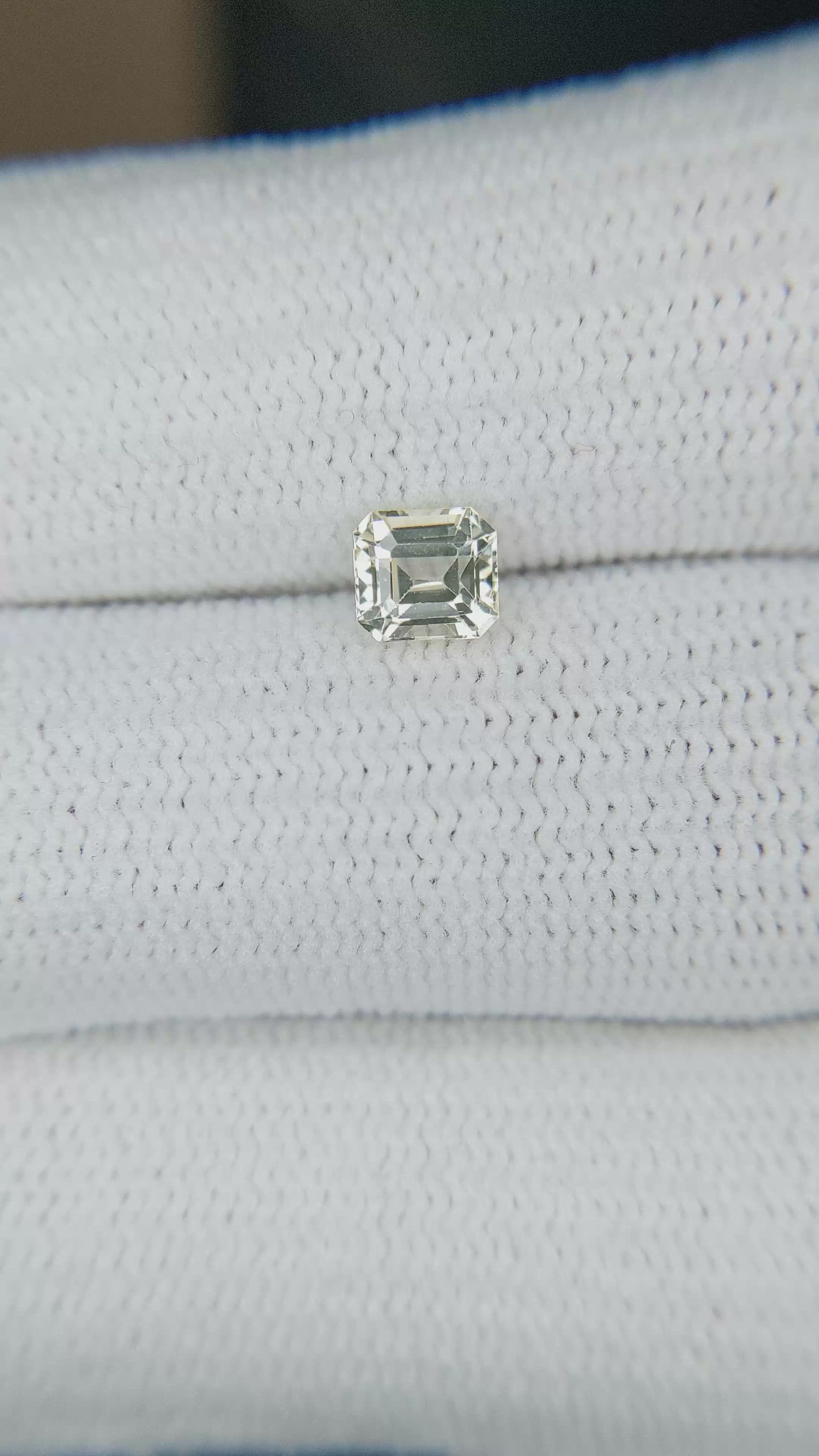 0.72 Ct. Sapphire from Ceylon (Sri Lanka) Size Video