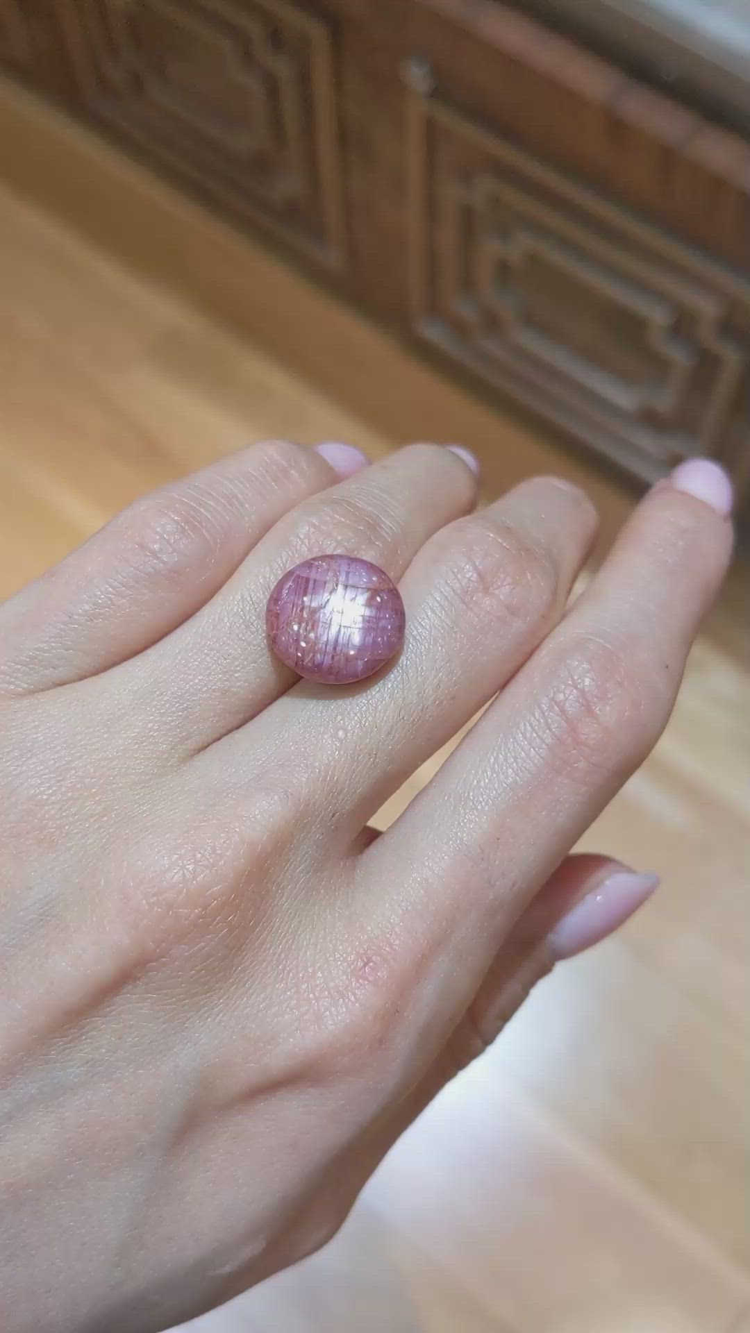 15.61 Ct. Reddish Pink Star Sapphire from Ceylon (Sri Lanka) Size Video