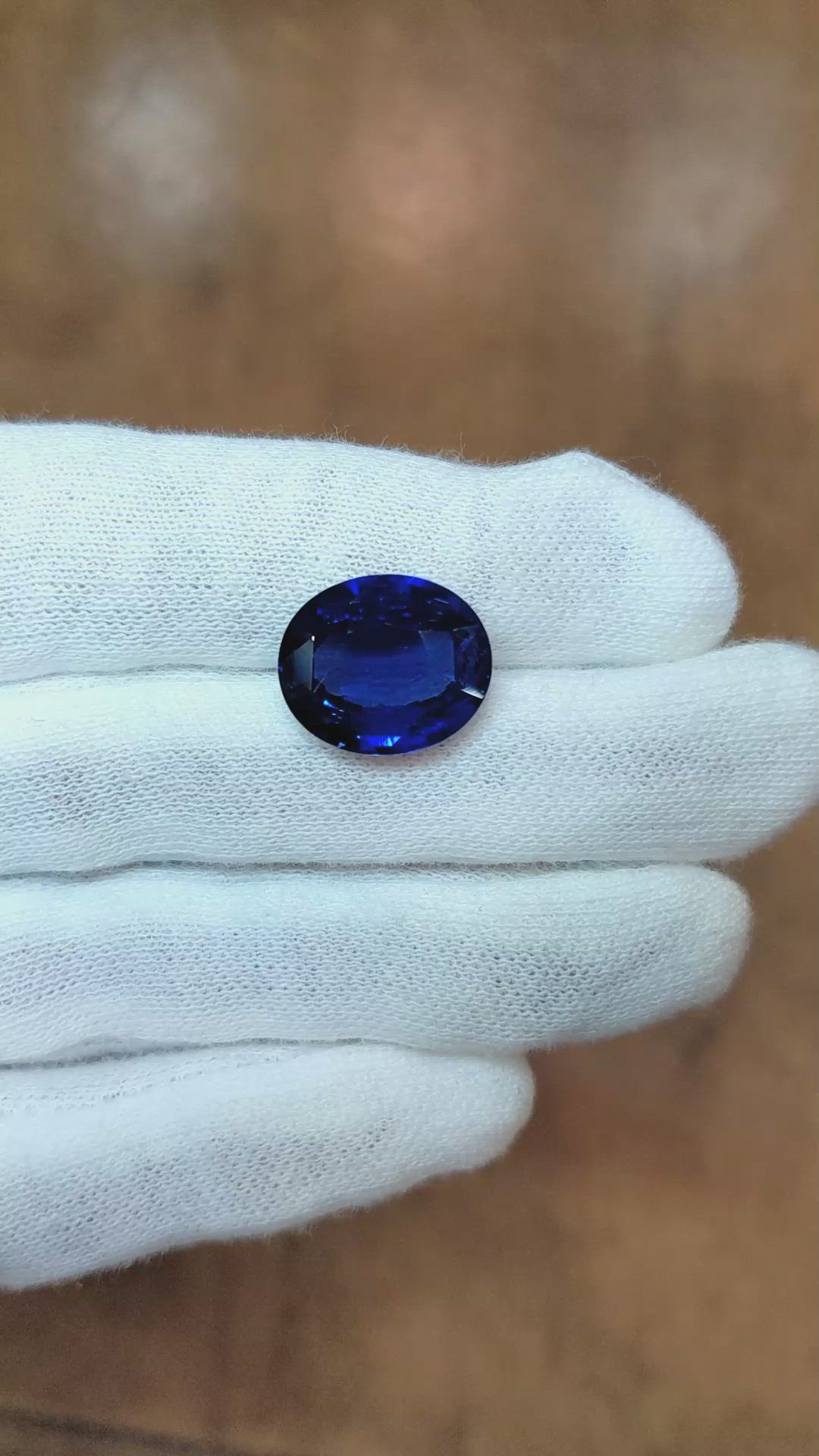 10.03 Ct. Blue Sapphire from Ceylon (Sri Lanka) Size Video