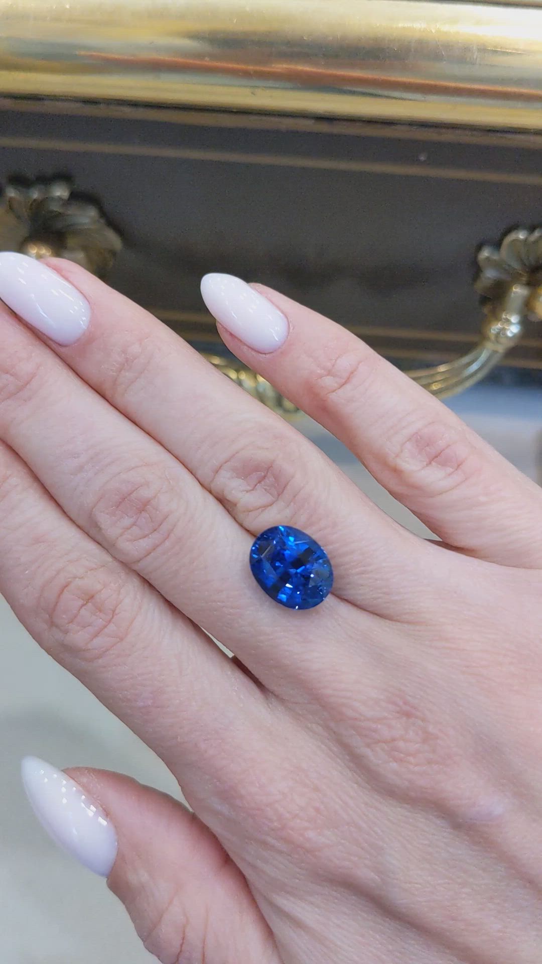8.09 Ct. Blue Sapphire from Ceylon (Sri Lanka) Size Video