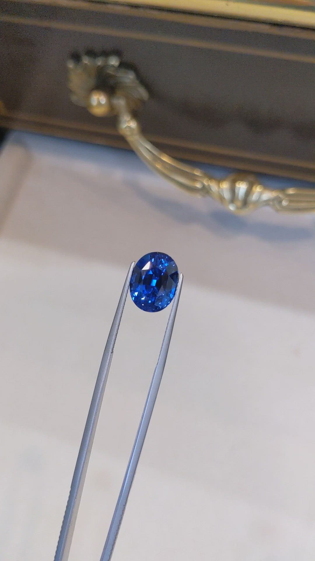 8.09 Ct. Blue Sapphire from Ceylon (Sri Lanka) Size Video