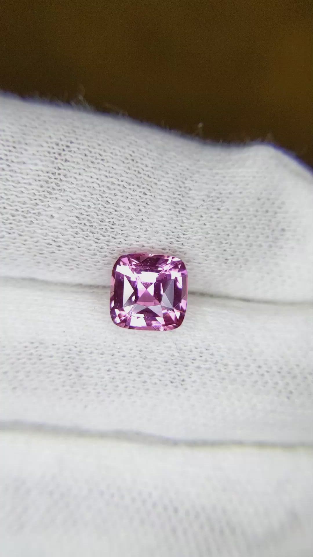2.27 Ct. Pink Sapphire from Ceylon (Sri Lanka) Size Video