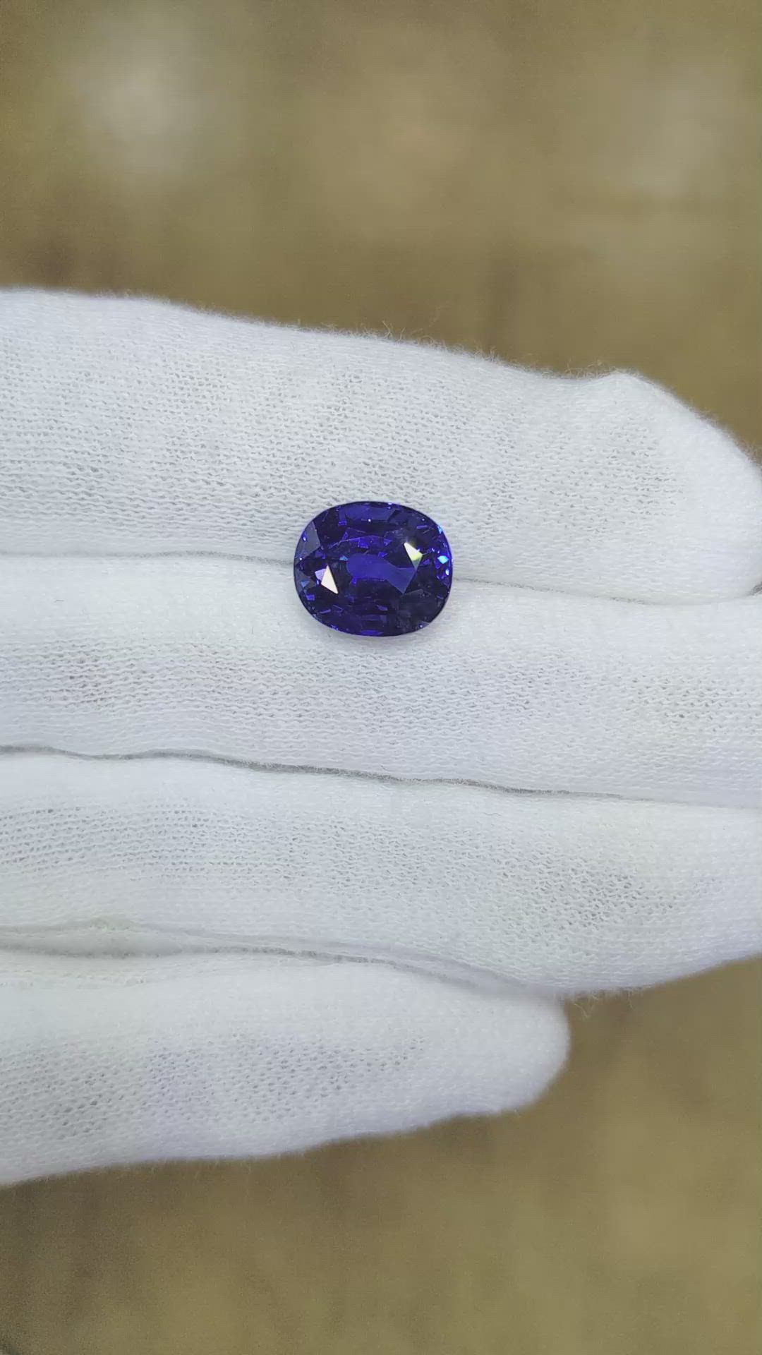 6.20 Ct. Blue Sapphire from Ceylon (Sri Lanka) Size Video