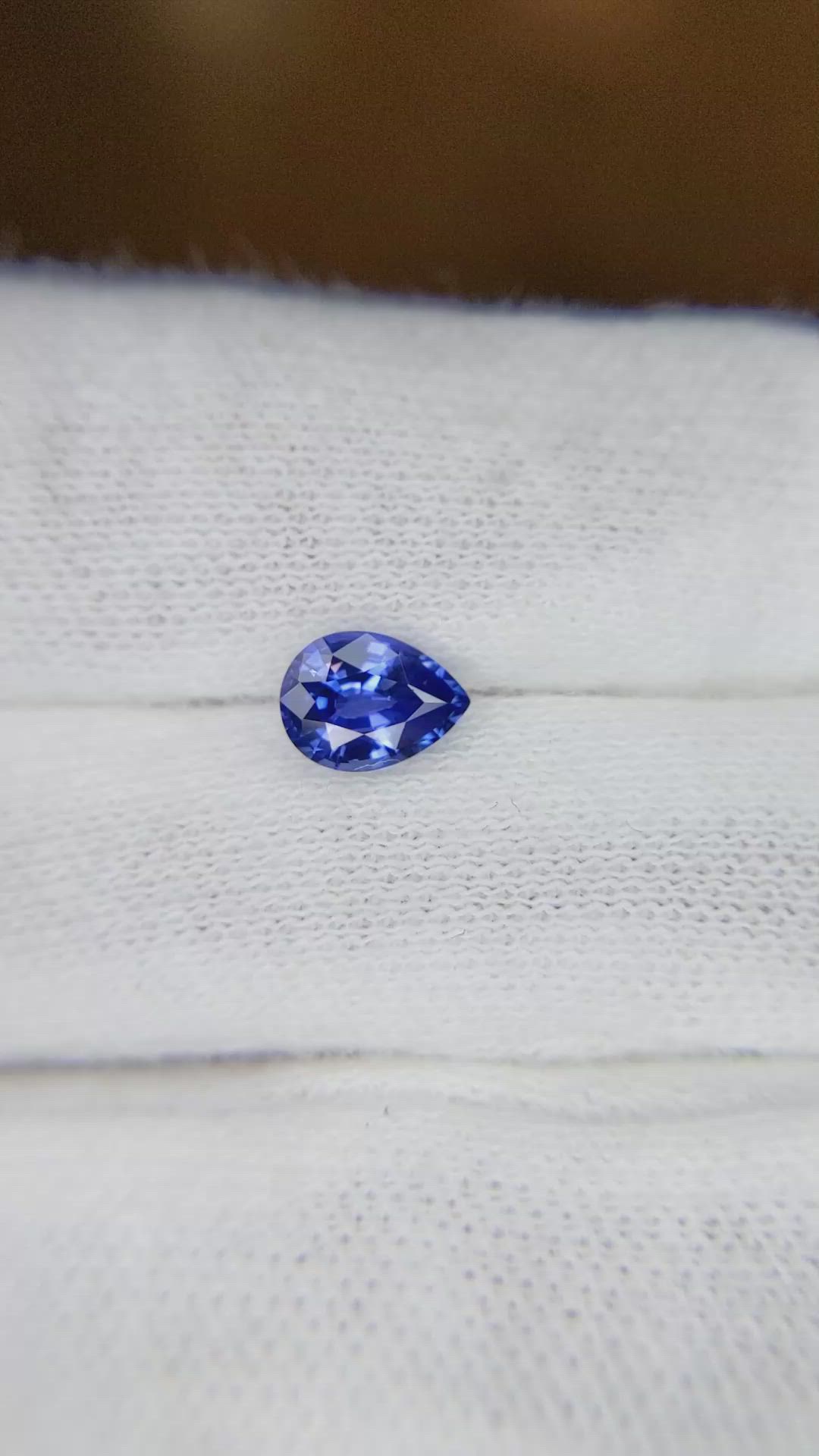 0.96 Ct. Blue Sapphire from Ceylon (Sri Lanka) Size Video