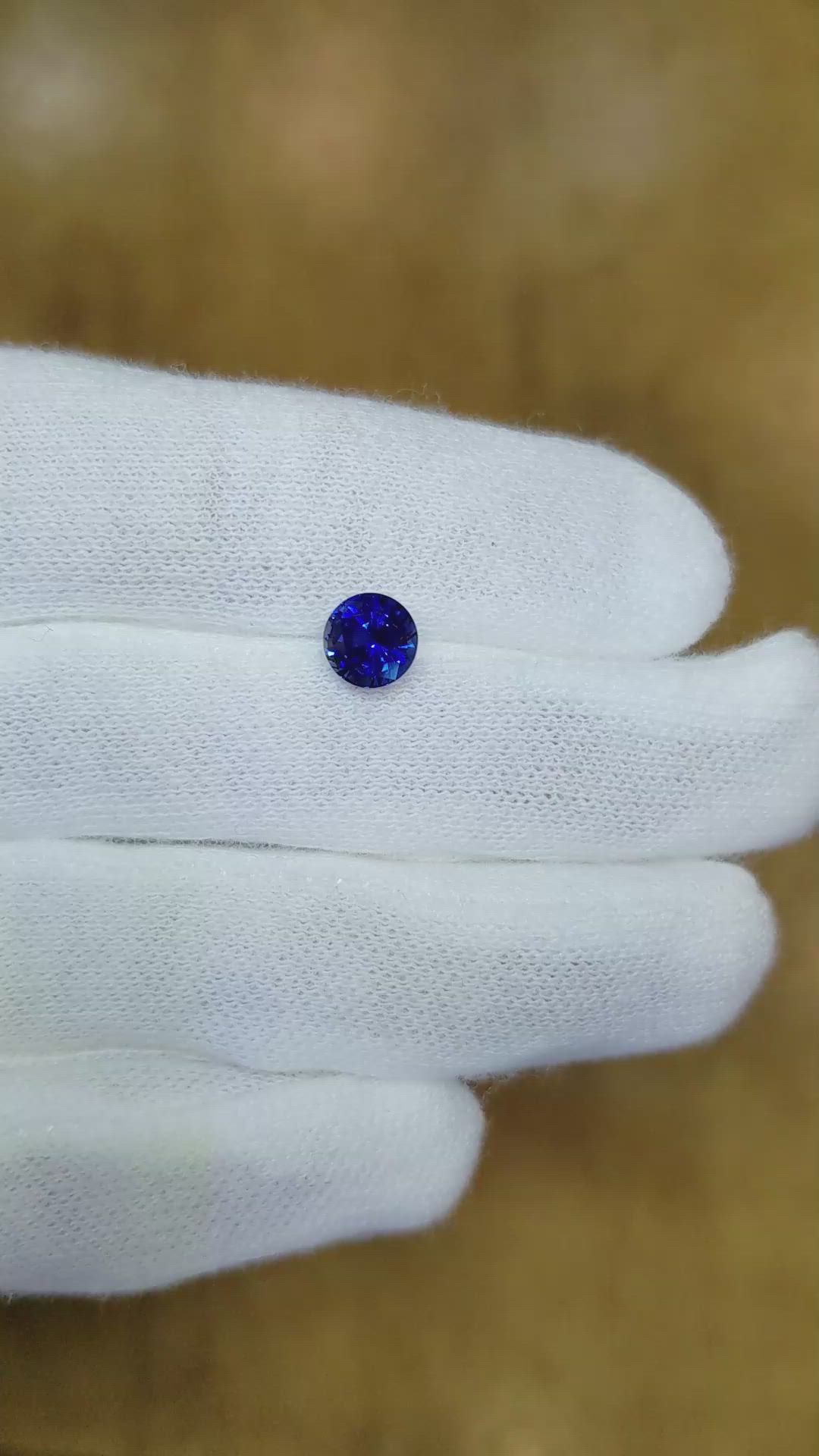 1.36 Ct. Blue Sapphire from Ceylon (Sri Lanka) Size Video