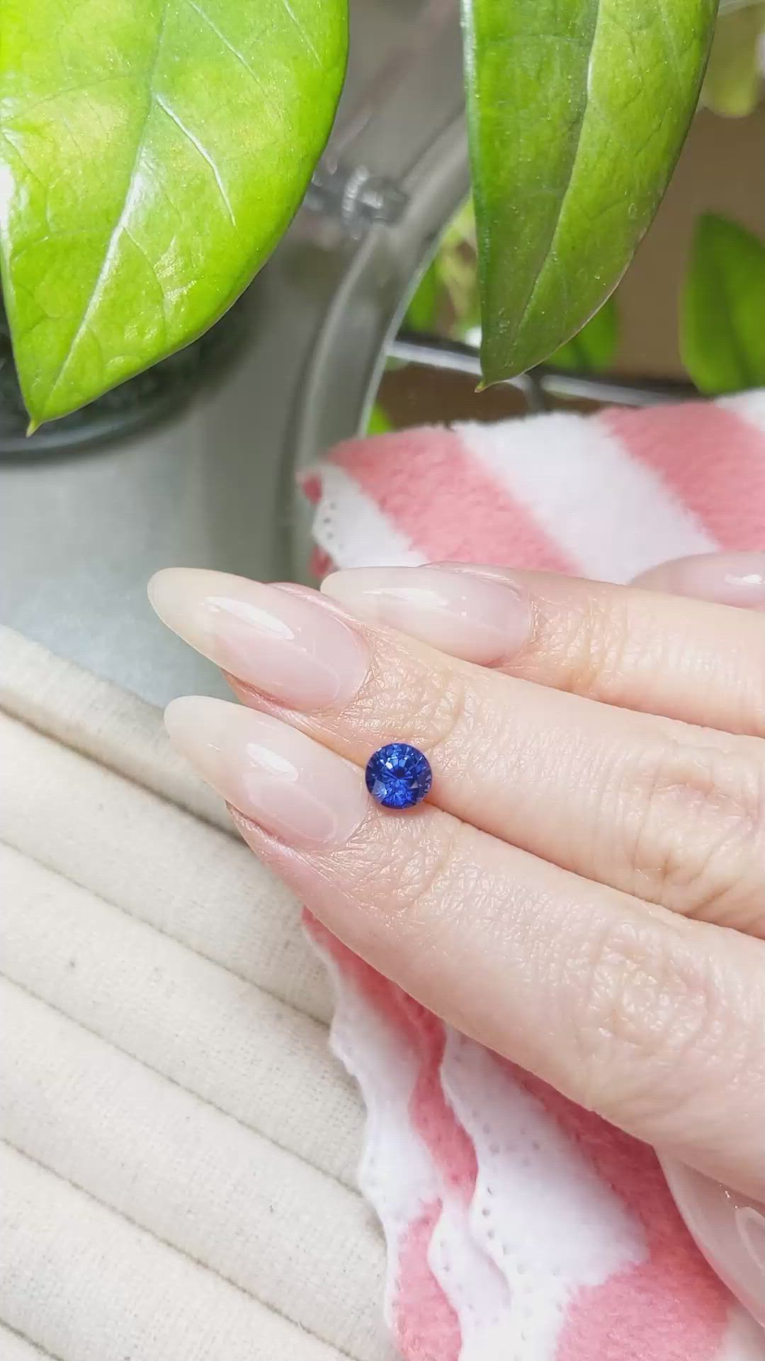 1.36 Ct. Blue Sapphire from Ceylon (Sri Lanka) Size Video