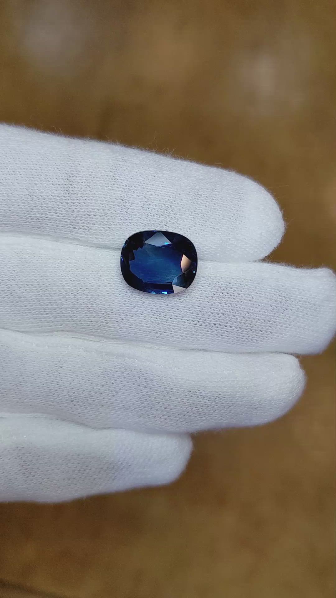 6.20 Ct. Blue Sapphire from Thailand Size Video