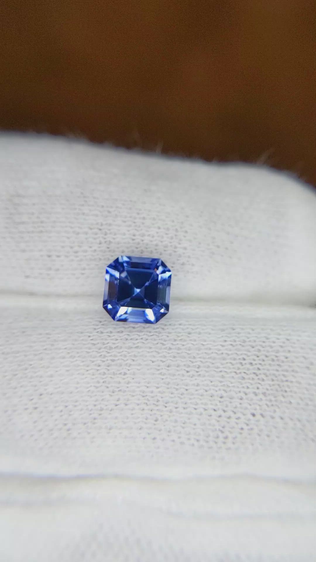 1.64 Ct. Sapphire from Ceylon (Sri Lanka) Size Video