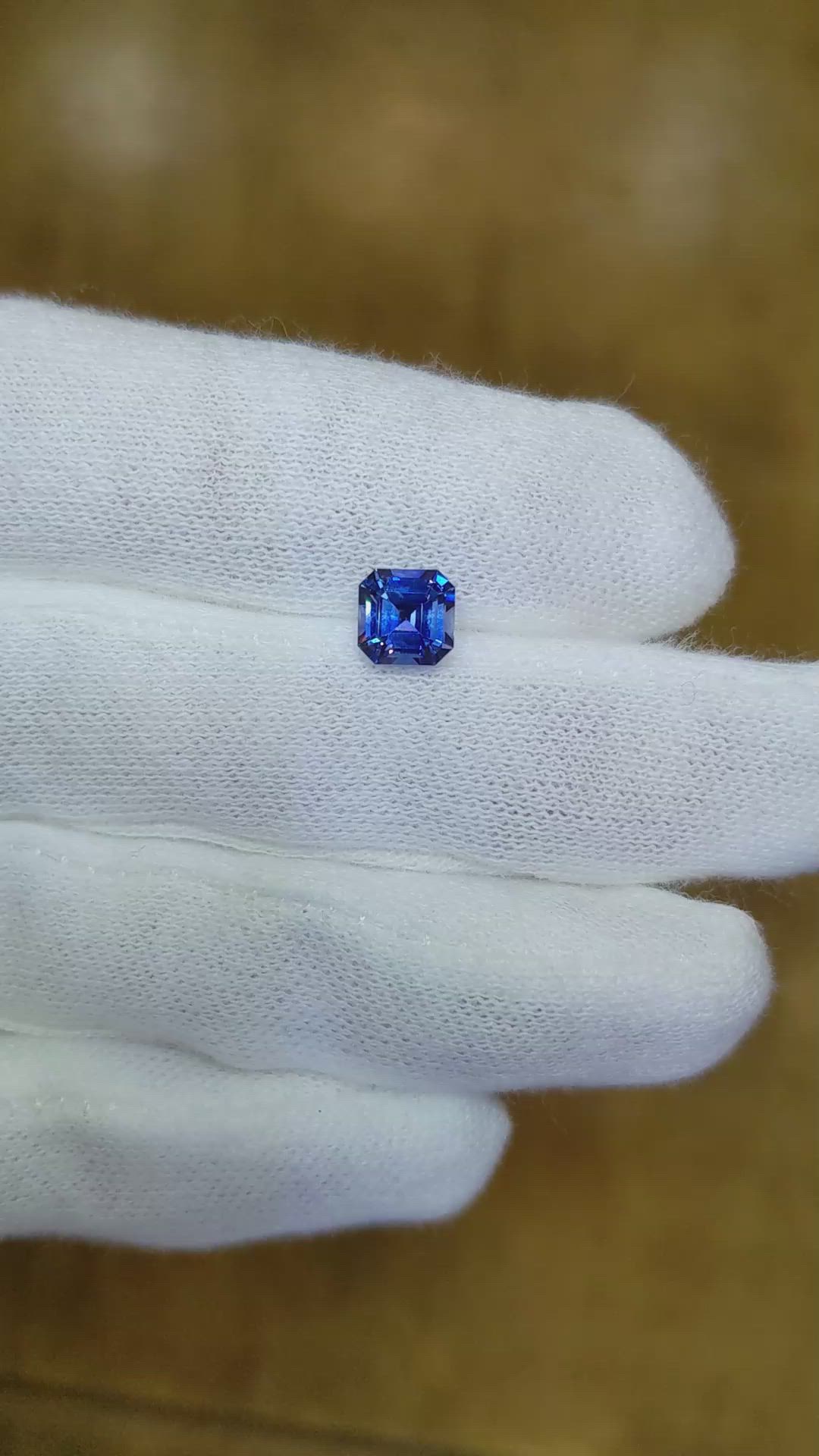 1.23 Ct. Blue Sapphire from Ceylon (Sri Lanka) Size Video