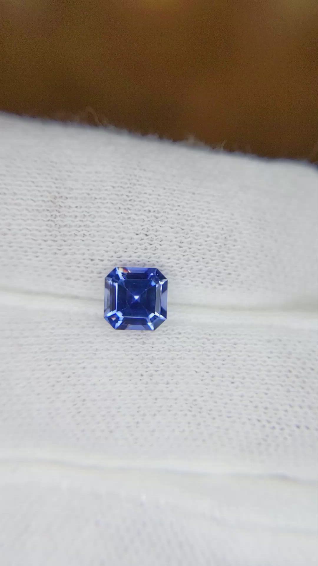 1.23 Ct. Blue Sapphire from Ceylon (Sri Lanka) Size Video