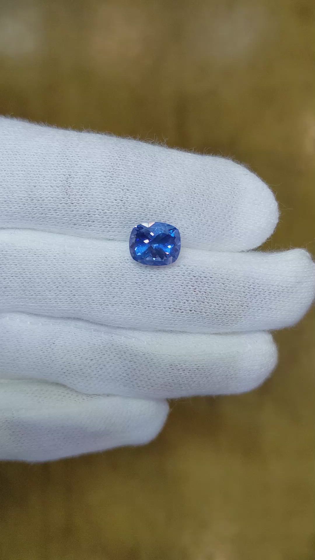 2.23 Ct. Blue Sapphire from Ceylon (Sri Lanka) Size Video