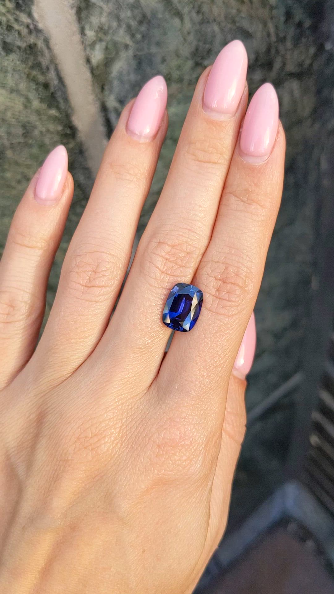 4.45 Ct. Color Change Sapphire from Ceylon (Sri Lanka) Size Video