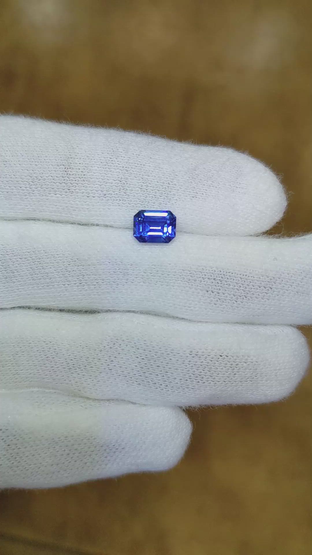 1.12 Ct. Blue Sapphire from Ceylon (Sri Lanka) Size Video