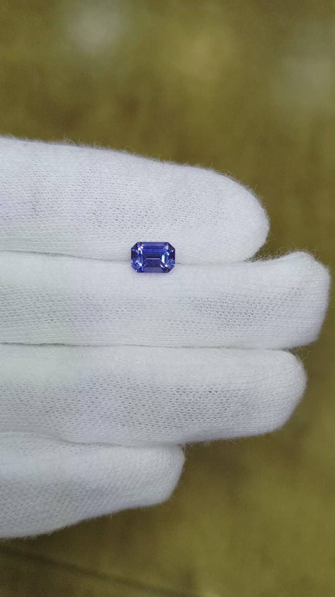 1.01 Ct. Blue Sapphire from Ceylon (Sri Lanka) Size Video