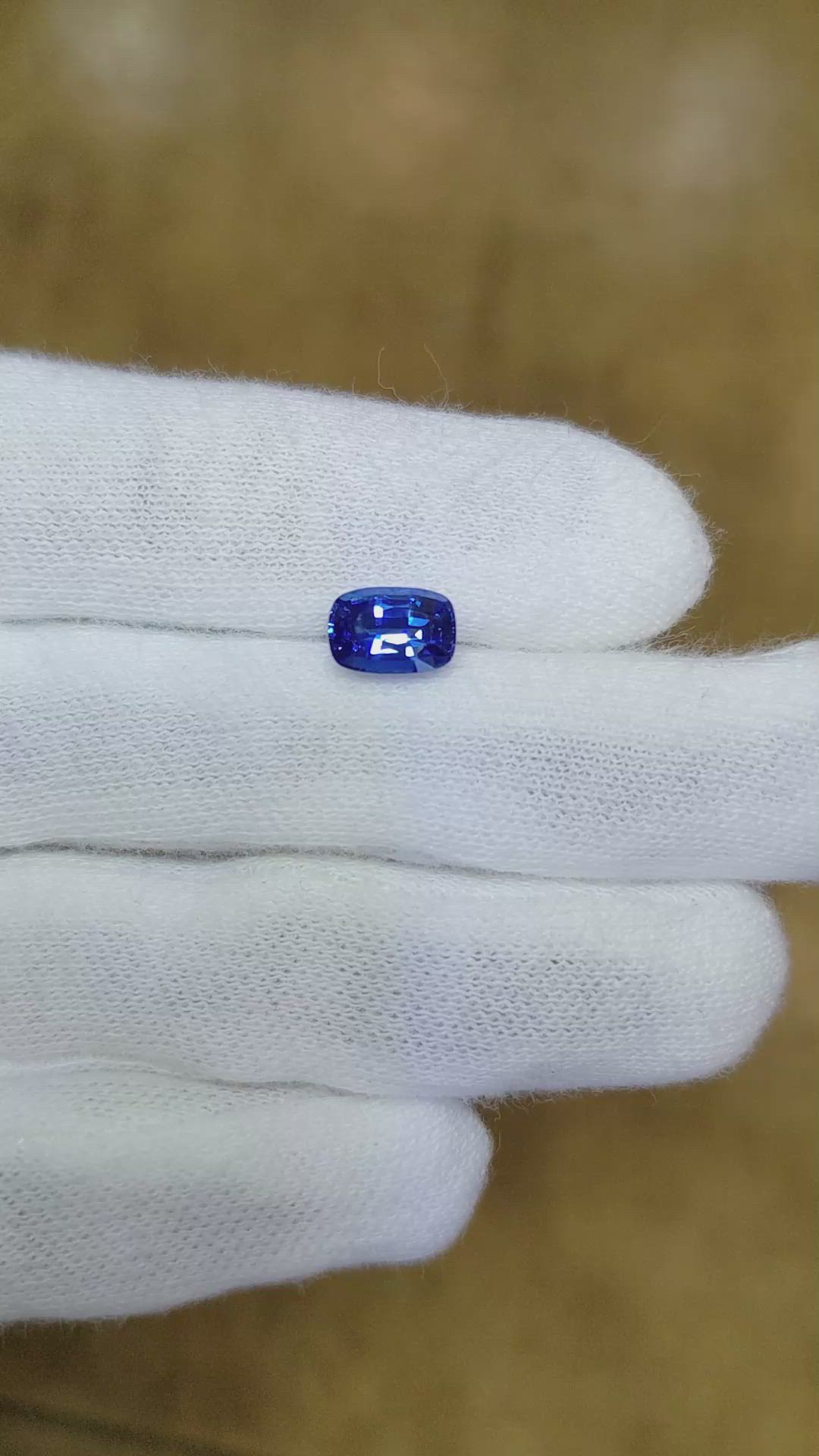 1.54 Ct. Blue Sapphire from Ceylon (Sri Lanka) Size Video
