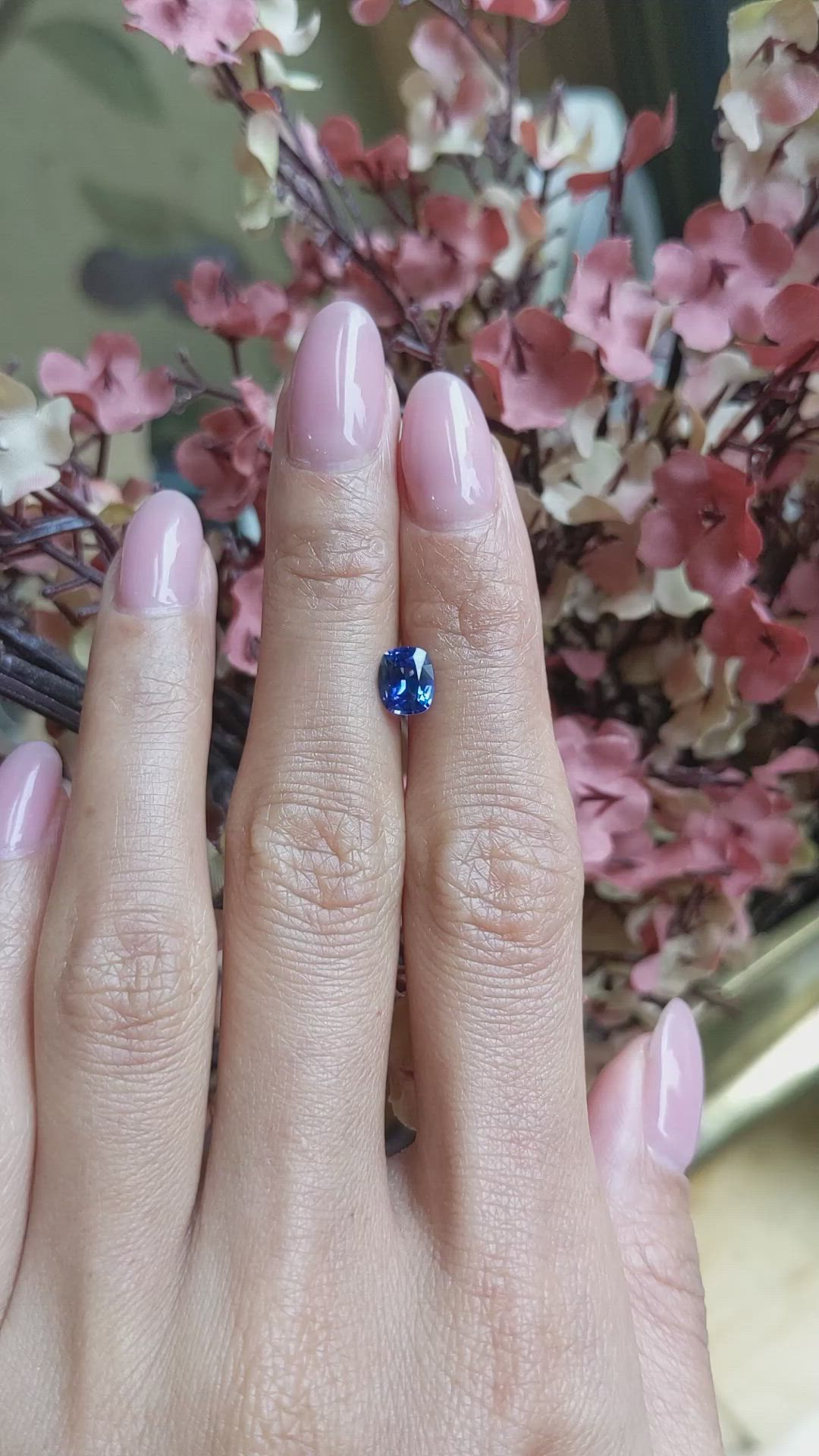 1.14 Ct. Blue Sapphire from Ceylon (Sri Lanka) Size Video