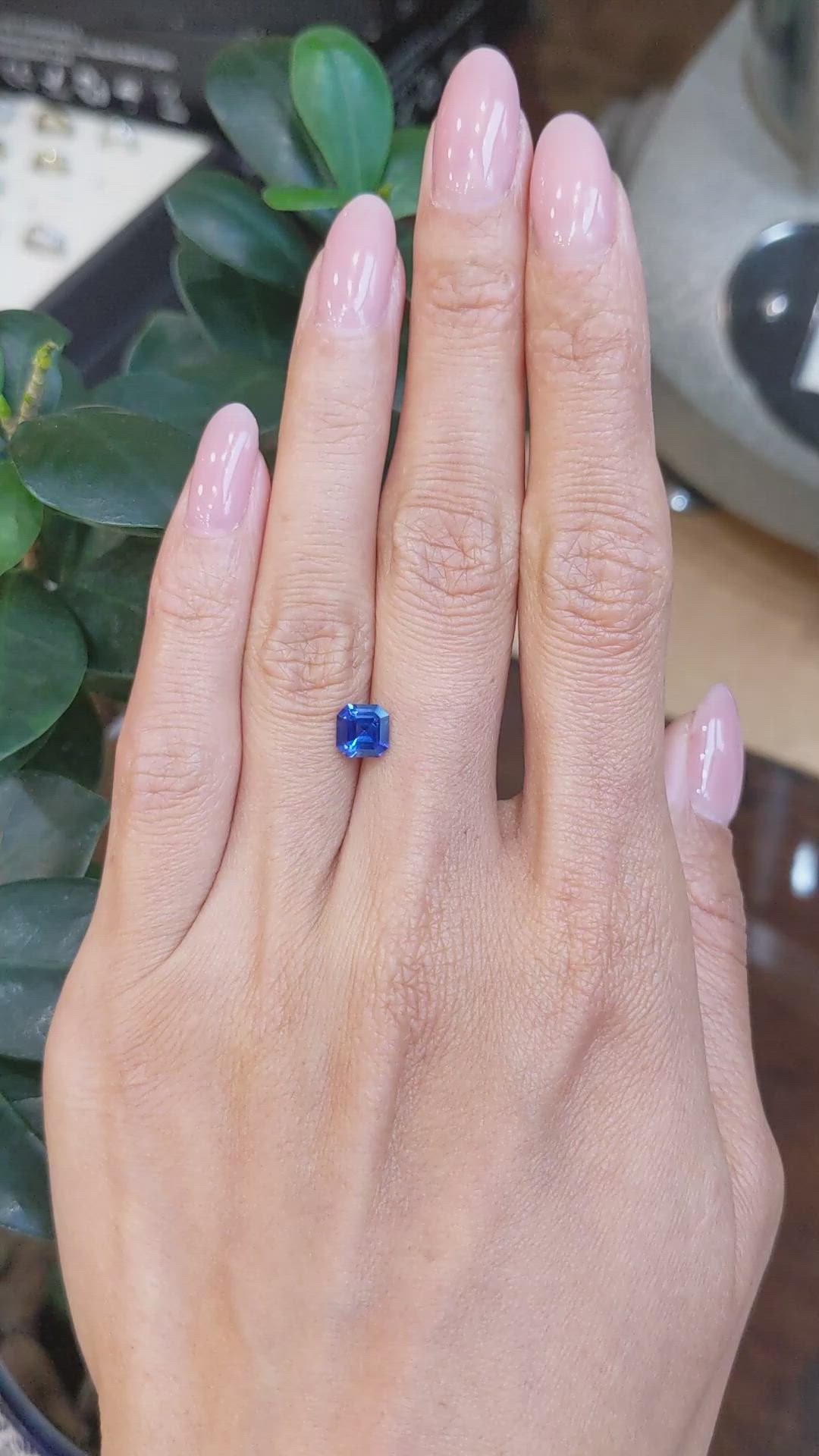 1.09 Ct. Blue Sapphire from Ceylon (Sri Lanka) Size Video