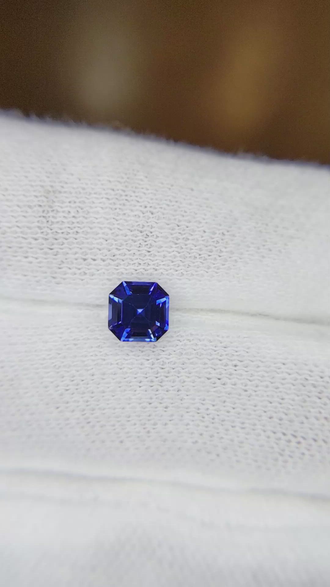 0.99 Ct. Blue Sapphire from Ceylon (Sri Lanka) Size Video