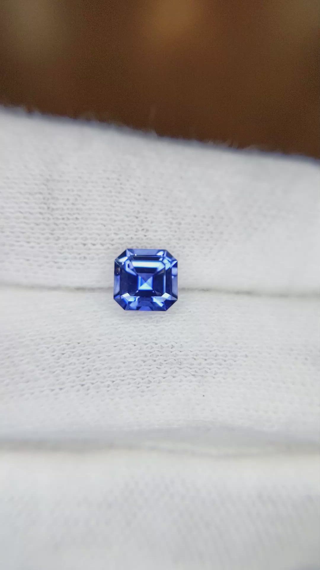 1.21 Ct. Blue Sapphire from Ceylon (Sri Lanka) Size Video