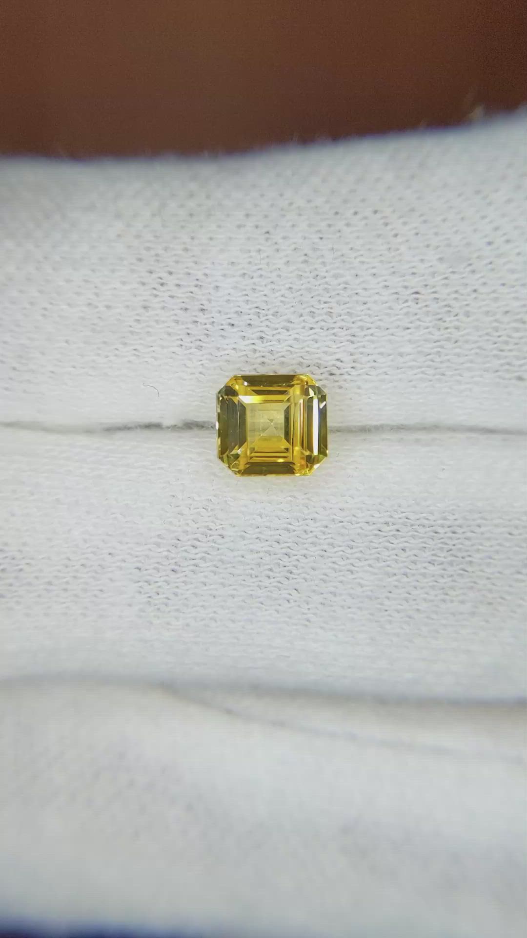 1.57 Ct. Yellow Sapphire from Ceylon (Sri Lanka) Size Video