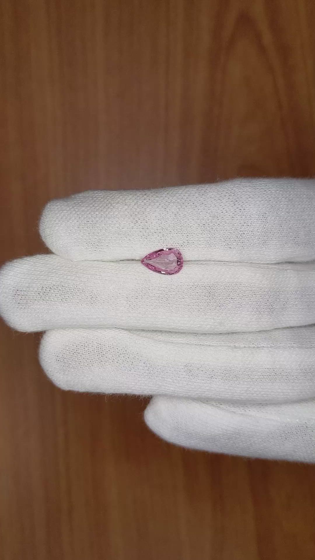 1.07 Ct. Pink Sapphire from Ceylon (Sri Lanka) Size Video