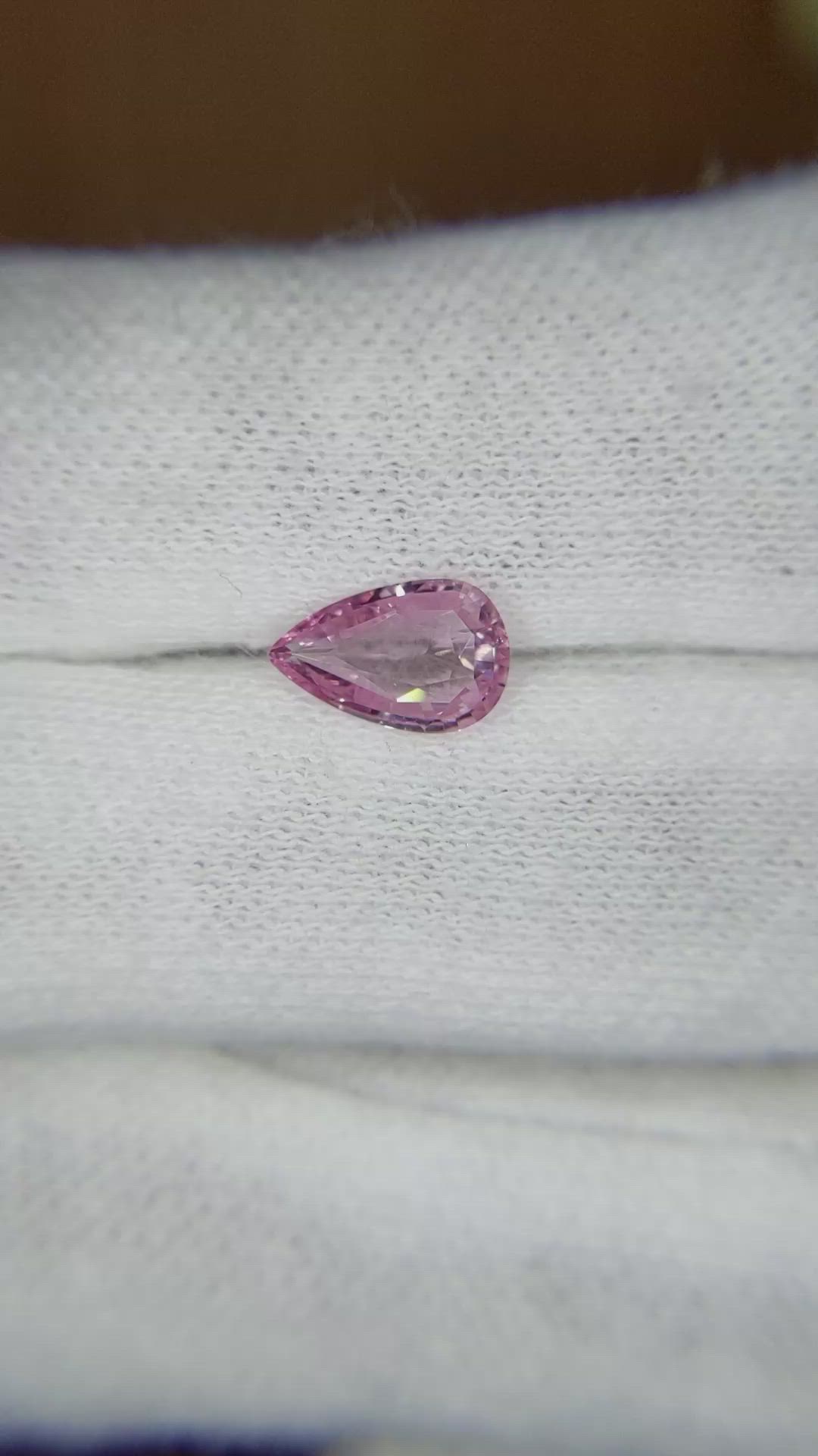 1.07 Ct. Pink Sapphire from Ceylon (Sri Lanka) Size Video
