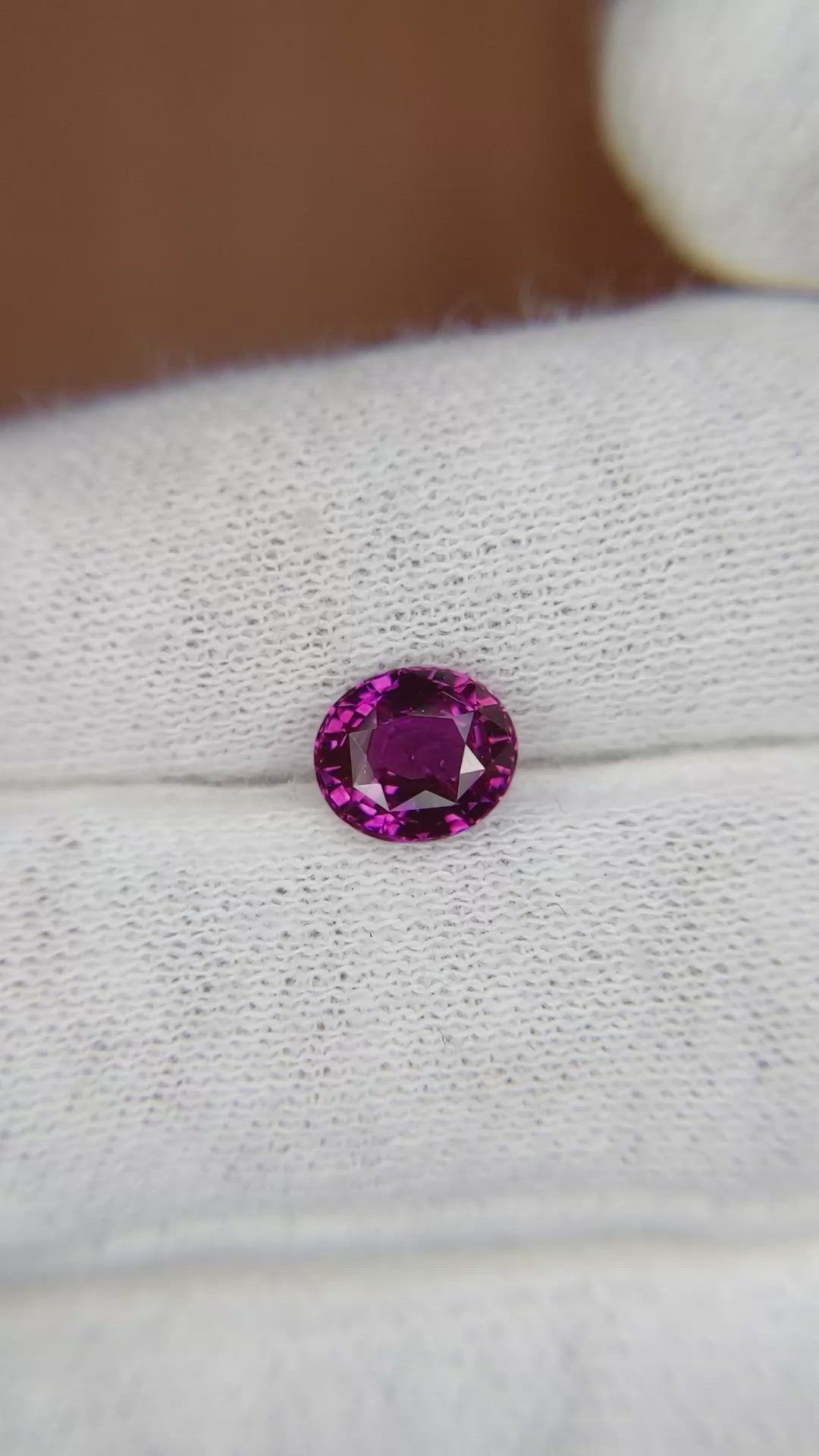 1.69 Ct. Reddish Pink Sapphire from Ceylon (Sri Lanka) Size Video