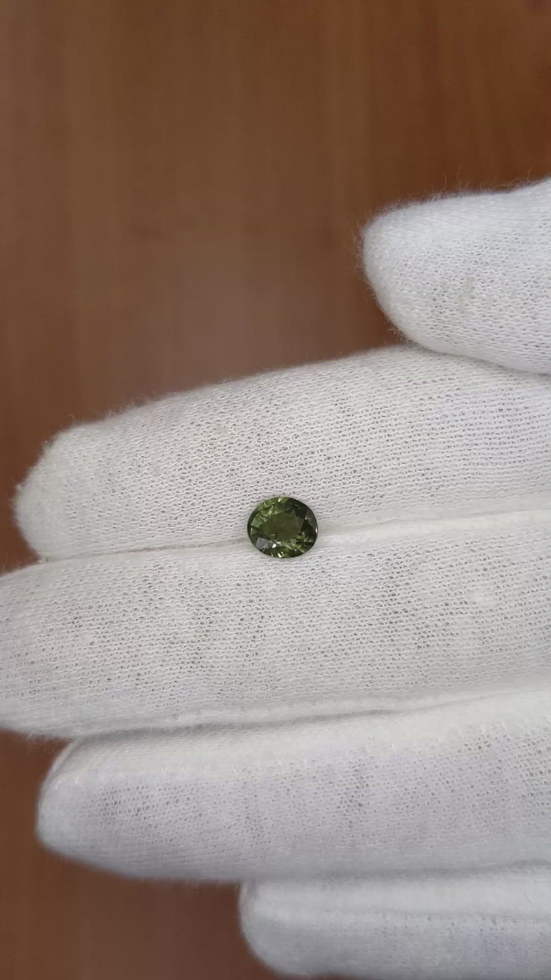 1.19 Ct. Green Sapphire from Ceylon (Sri Lanka) Size Video