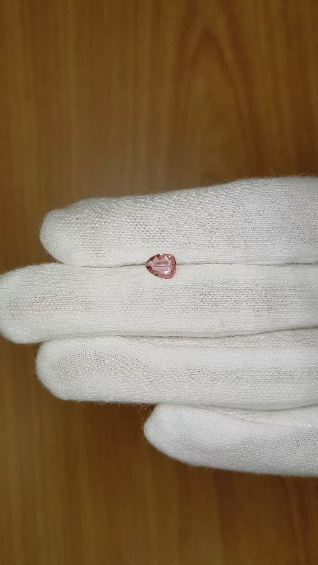 0.49 Ct. Padparadscha Sapphire from Ceylon (Sri Lanka) Size Video