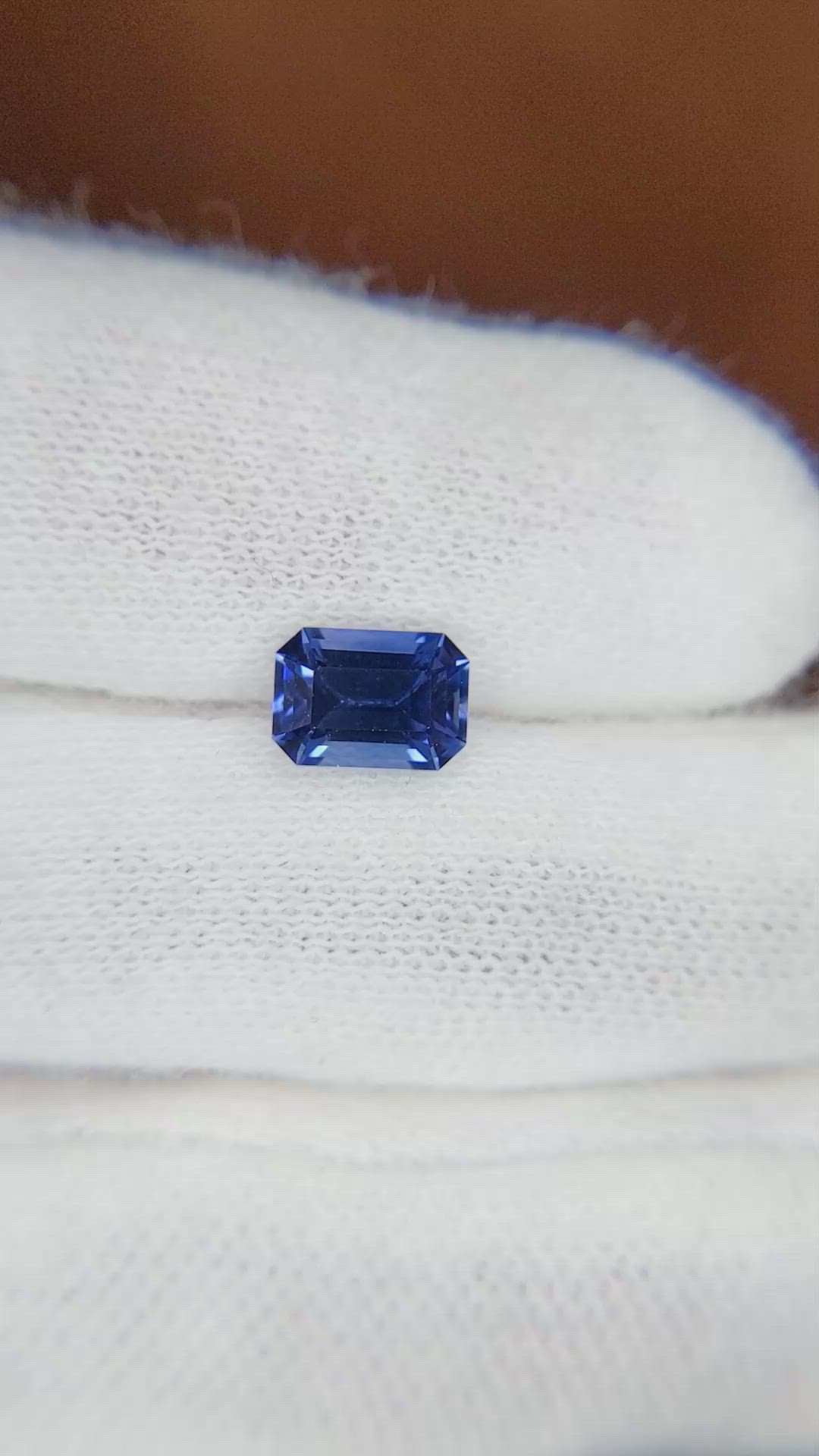 1.34 Ct. Blue Sapphire from Ceylon (Sri Lanka) Size Video