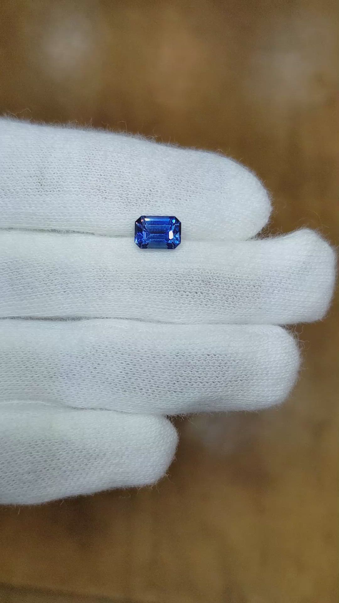 1.34 Ct. Blue Sapphire from Ceylon (Sri Lanka) Size Video