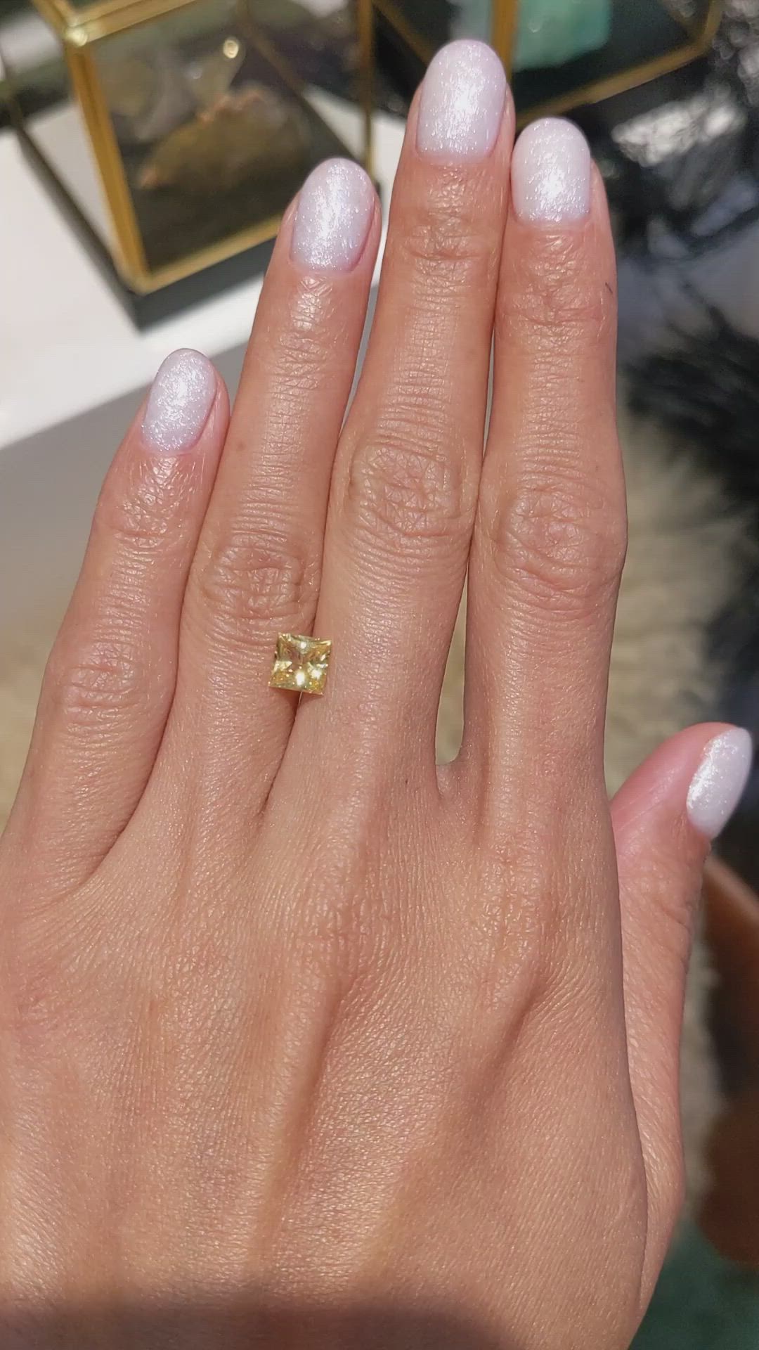 1.22 Ct. Yellow Sapphire from Ceylon (Sri Lanka) Size Video