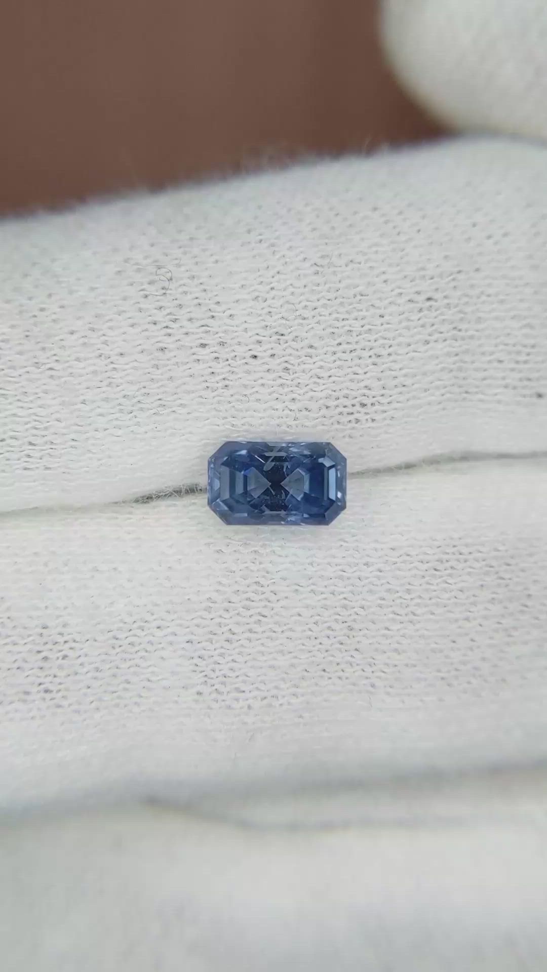1.32 Ct. Blue Sapphire from Ceylon (Sri Lanka) Size Video